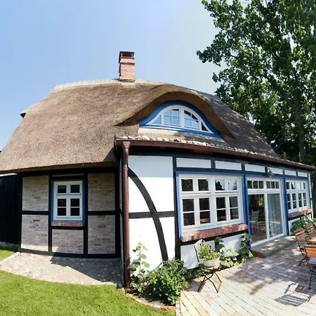 Nyaraló Ferienhaus Ankerplatz Darss Born